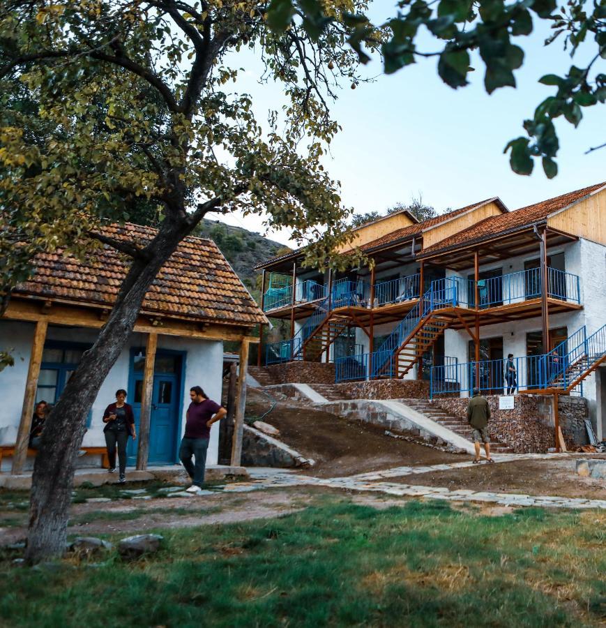 Hotel Arevi Gosh Exterior foto