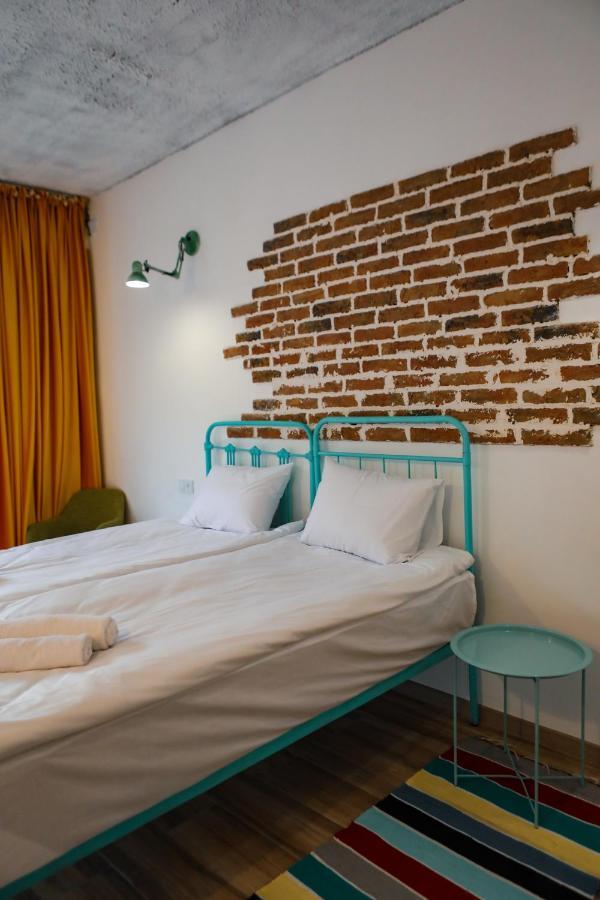 Hotel Arevi Gosh Exterior foto