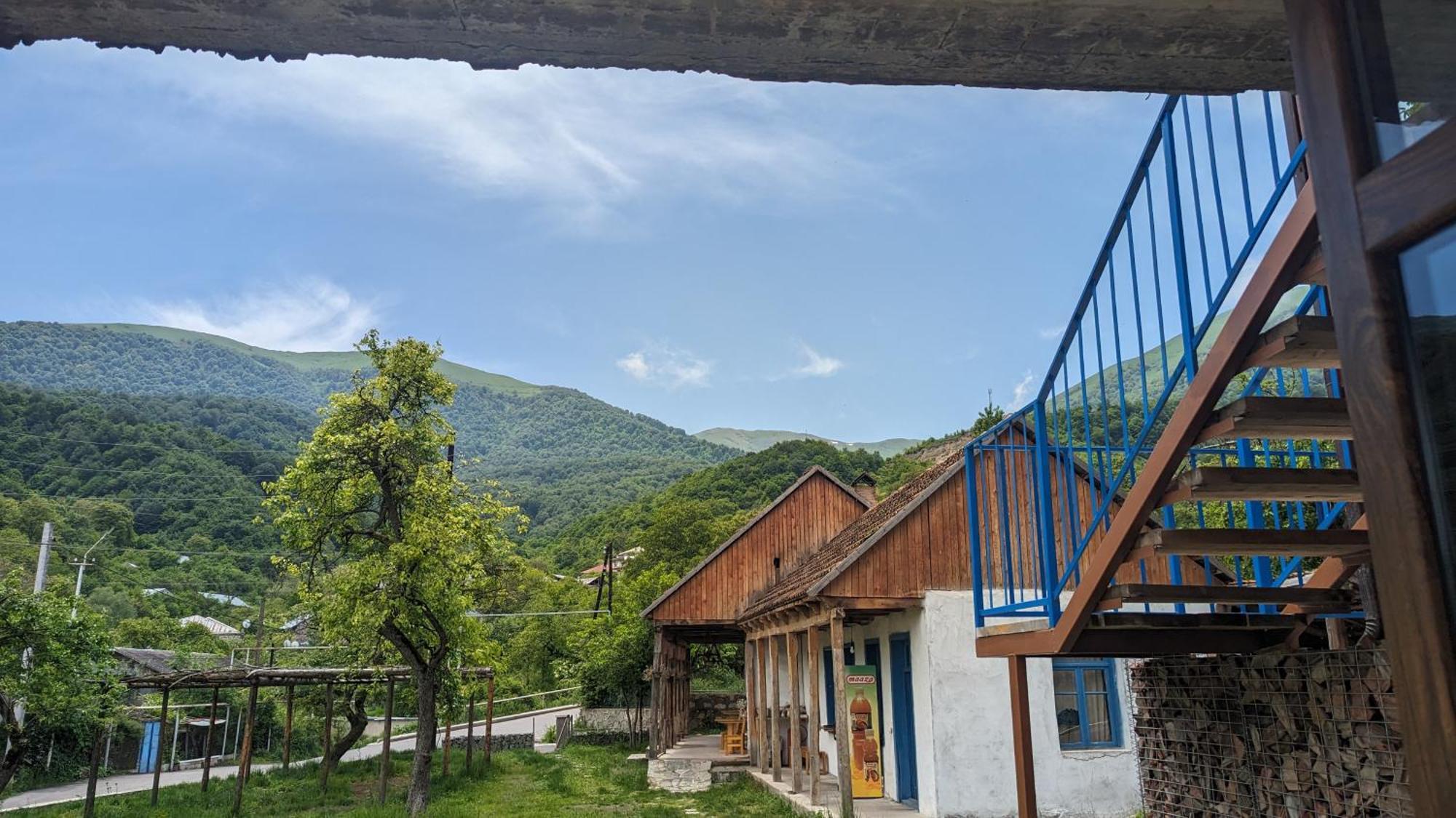 Hotel Arevi Gosh Exterior foto